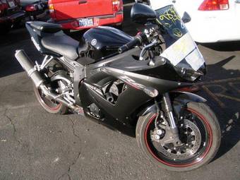 2005 Yamaha YZF Pictures
