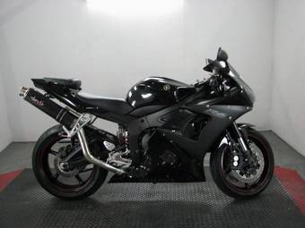 2005 Yamaha YZF Pictures