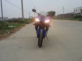 2005 Yamaha YZF Photos