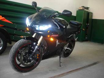 2005 Yamaha YZF Pictures