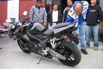 2009 Yamaha YZF Photos