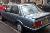 BMW 3 Series Sedan 4-door (E30) 325e (122 Hp) Automatic 1983 - 1988