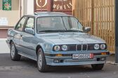 BMW 3 Series Sedan 2-door (E30, facelift 1987) 318i (113 Hp) 1987 - 1991