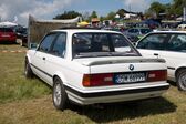 BMW 3 Series Sedan 2-door (E30, facelift 1987) 318i (113 Hp) 1987 - 1991