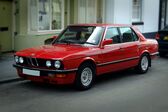 BMW 5 Series (E28) 525e 2.7 (125 Hp) 1983 - 1987