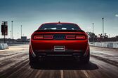 Dodge Challenger III (facelift 2014) R/T 5.7 HEMI V8 (372 Hp) Automatic 2014 - present