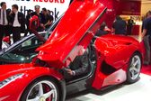 Ferrari LaFerrari 6.3 V12 (963 Hp) Hybrid DCT 2013 - 2016