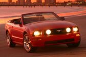 Ford Mustang Convertible V 4.6 i V8 24V (304 Hp) 2005 - 2014