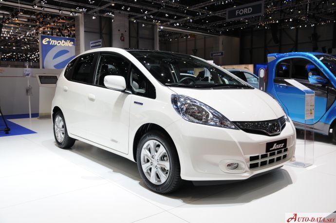 Honda Jazz II (facelift 2011) 1.4 iVTEC (99 Hp) CVT 2011