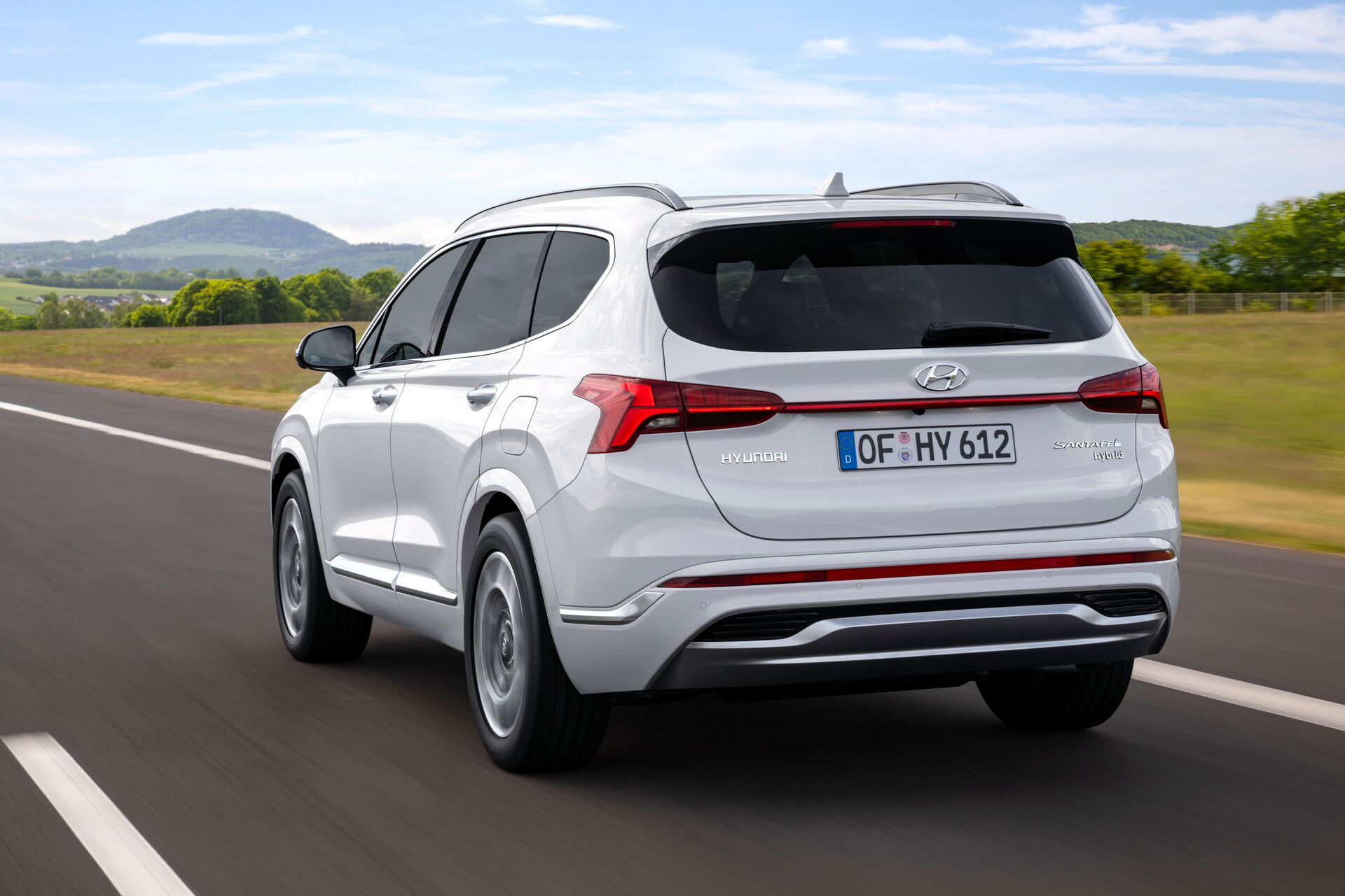 Hyundai Santa Fe IV (facelift 2020) 1.6 TGDI (230 Hp) Hybrid 4WD