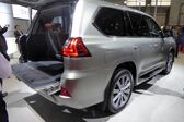 Lexus LX III (facelift 2015) 570 V8 (367 Hp) AWD Automatic 8 Seat 2015 - present