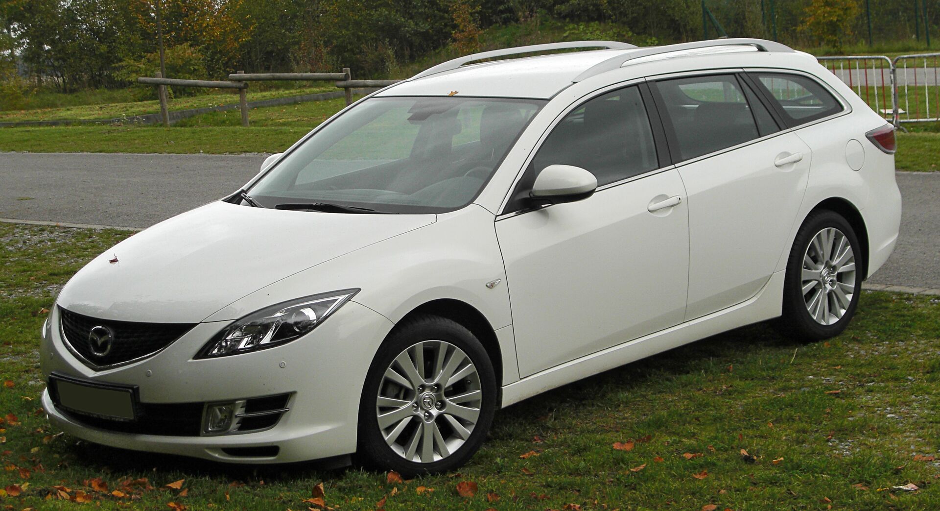 Mazda 6 II Combi (GH) 1.8i (120 Hp) 2007 2013 Specs and Technical Data, Fuel Consumption