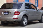 Mercedes-Benz M-class (W164, facelift 2008) ML 300 CDI BlueEFFICIENCY V6 (190 Hp) 4MATIC 7G-TRONIC 2009 - 2010