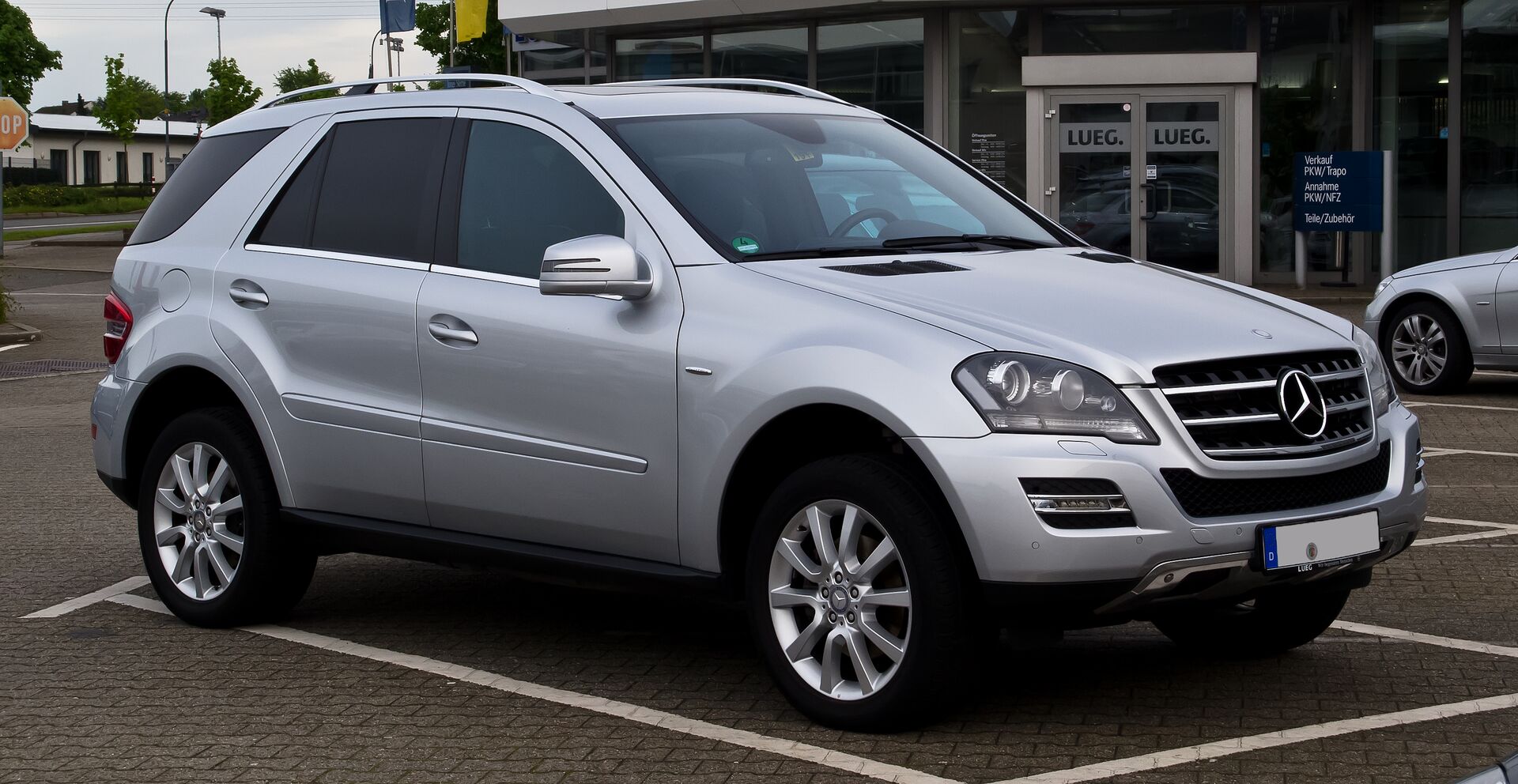 thumbnail image 2 of ChipPower CRS Tuning Box For Mercedes ML 280 CDI W164 (2005-2011) - Plug & Drive, +30% Power 2 of 6