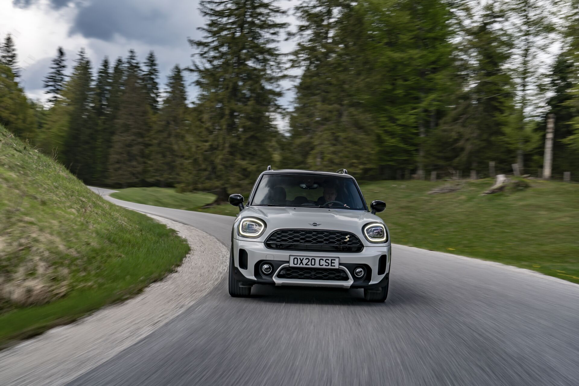 Mini Countryman (F60, Facelift 2020) 2020 - present Specs and Technical ...
