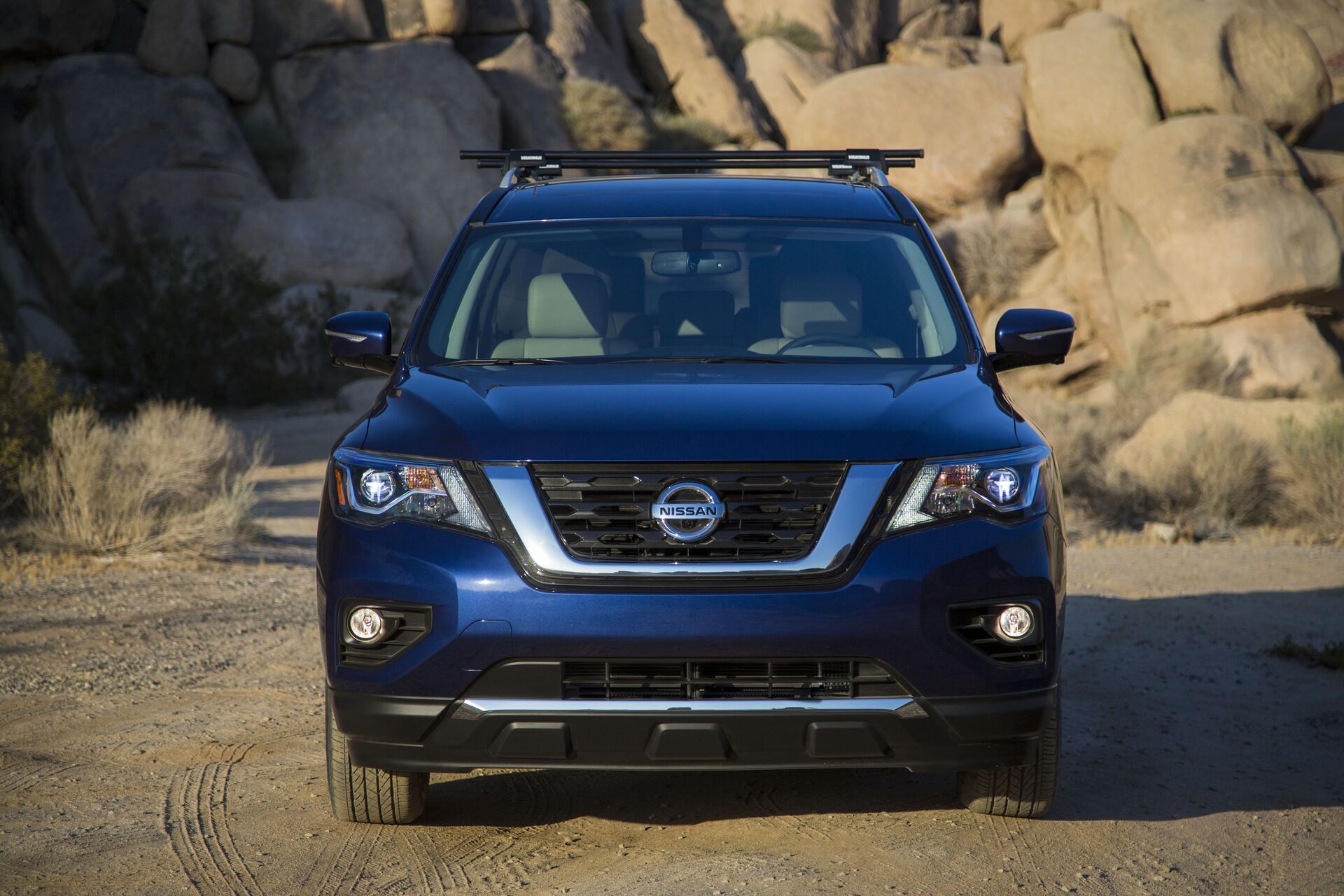 Nissan pathfinder iv