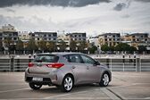 Toyota Auris II 1.8 VVT-i (136 Hp) Hybrid E-CVT 2012 - 2015