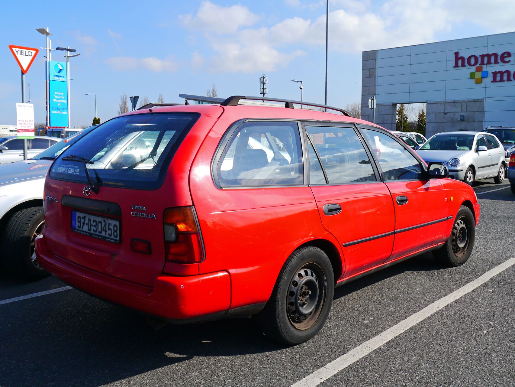 Toyota corolla e100 liftback