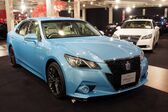 Toyota Crown Athlete XIV (S210) 2.5 G i-Four V6 24V (203 Hp) 4WD Automatic 2012 - 2015