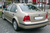 Volkswagen Bora (1J2) 2.3 VR5 20V (170 Hp) Tiptronic 2000 - 2002