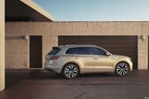 Volkswagen Touareg III (CR) R 3.0 V6 TSI (462 Hp) eHybrid 4MOTION Tiptronic 2020 - present