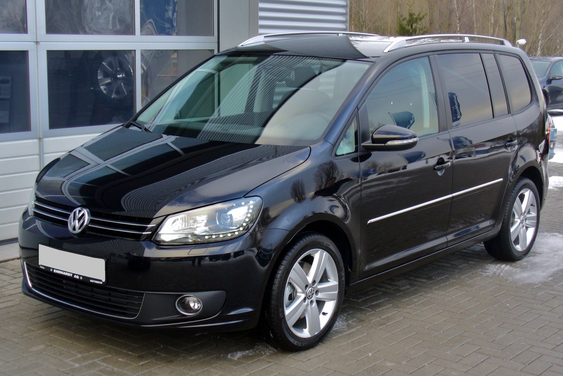 Volkswagen Touran I (facelift 2010) 2010 2015 Specs and