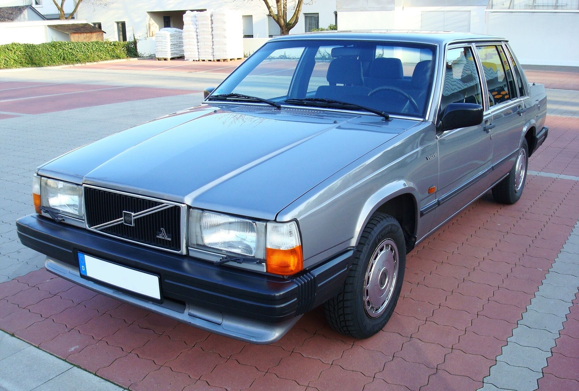 Volvo 740 744 2 3 Turbo 165 Hp 1989 1990 Specs And Technical Data 