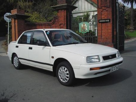 1997 Daihatsu Applause