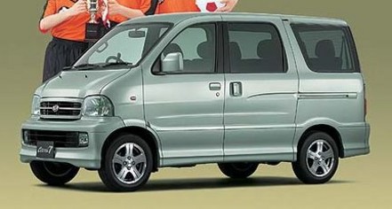 2002 Daihatsu Atrai7