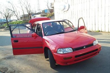 1999 Daihatsu Charade Social