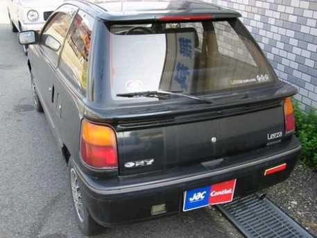 1990 Daihatsu Leeza