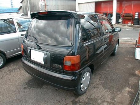 1993 Daihatsu Mira Moderno