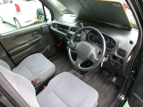 1998 Daihatsu Move