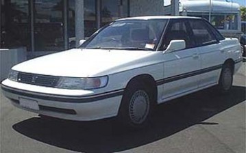 1992 Isuzu Aska