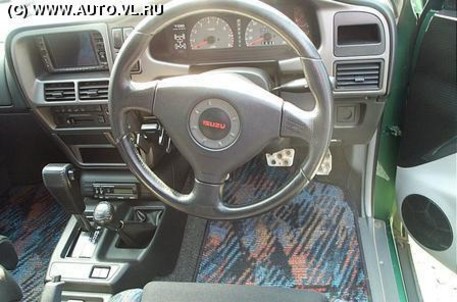 1997 Isuzu VehiCross