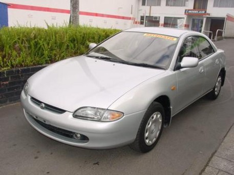 1996 Mazda Lantis