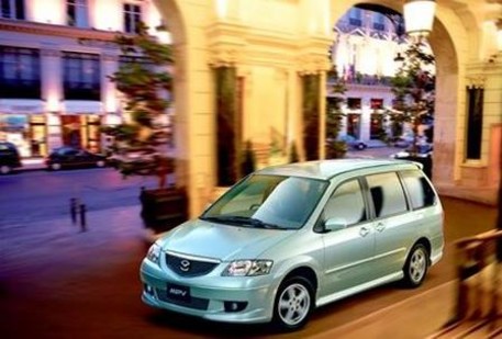 2001 Mazda MPV