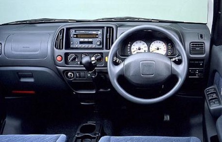1999 Mazda Scrum Wagon