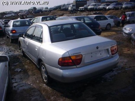 1996 Mitsubishi Carisma