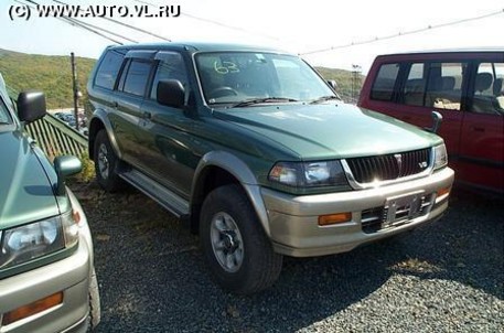 1998 Mitsubishi Challenger