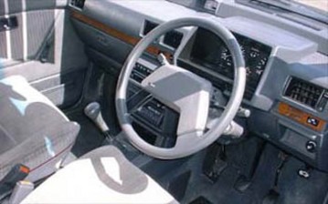 1989 Mitsubishi Chariot