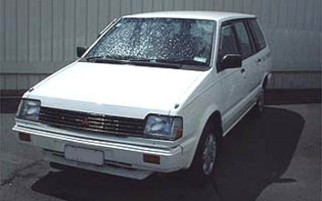 1989 Mitsubishi Chariot