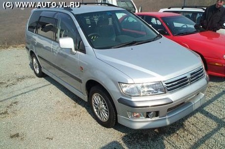 1998 Mitsubishi Chariot Grandis