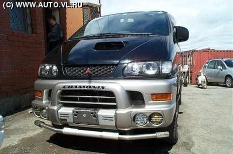 1996 Mitsubishi Delica