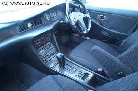1990 Mitsubishi Diamante