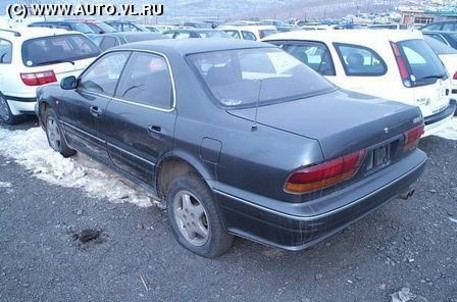 1990 Mitsubishi Diamante