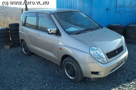 2001 Mitsubishi Dingo