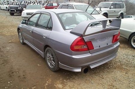 1996 Mitsubishi Lancer