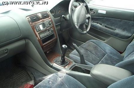 1999 Mitsubishi Legnum