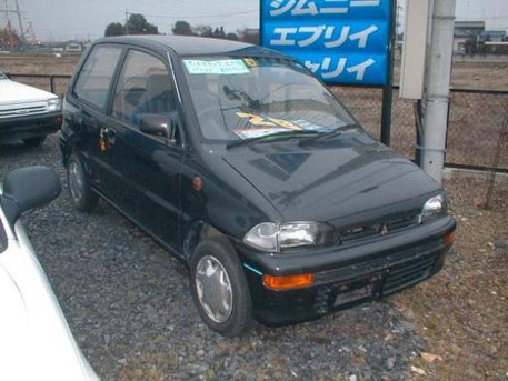 1992 Mitsubishi Minica